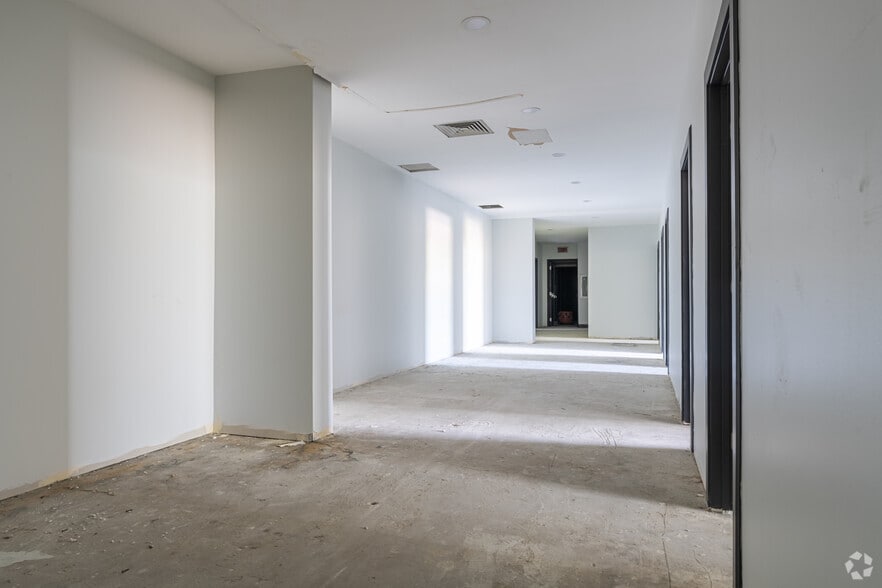 More Photos Of 4192 S Archer Ave, Chicago Bank For Sale