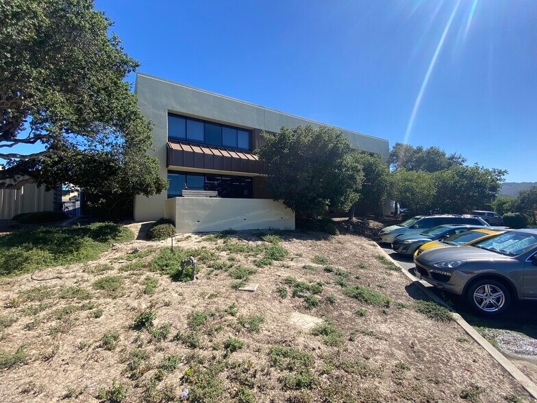 More Photos Of 5 Harris Ct, Monterey Research And Development For Lease
