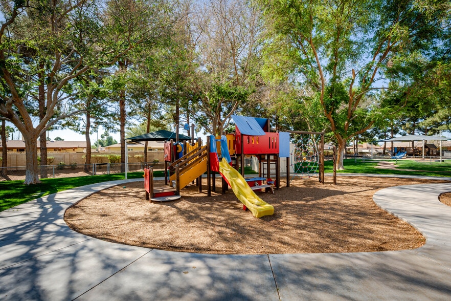 More Photos Of 1151 W Ray Rd, Chandler Daycare Center For Sale