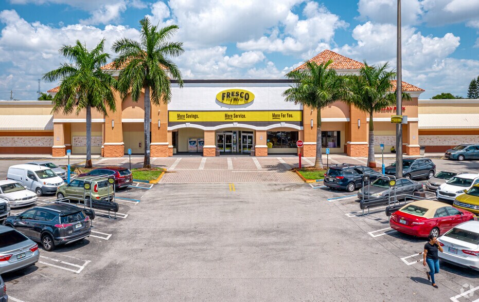 More Photos Of 6603-6785 Taft St, Hollywood Unknown For Lease