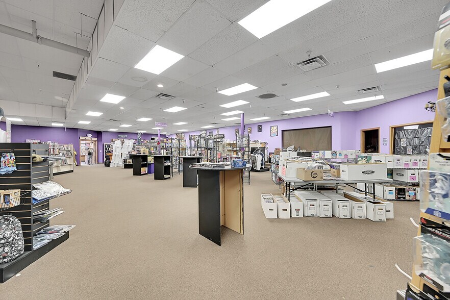 More Photos Of 1119 W Drake Rd, Fort Collins Freestanding For Lease