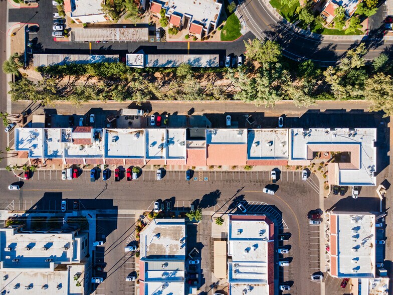 More Photos Of 10818 N 71st Pl, Scottsdale Storefront For Lease