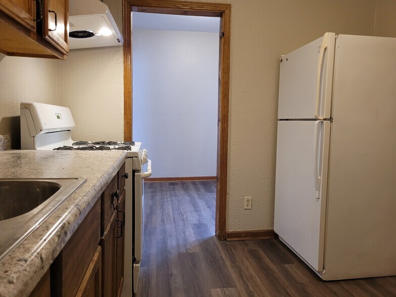 More Photos Of 4476 N 29th St, Milwaukee Freestanding For Sale