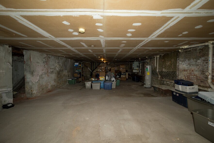 More Photos Of 500 Bloomfield St, Hoboken Storefront Retail Residential For Sale