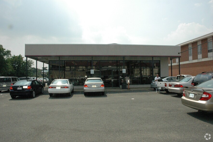 More Photos Of 6570 Backlick Rd, Springfield Auto Dealership For Lease