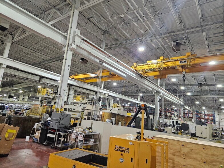 More Photos Of 100 Denso Rd, Osceola Manufacturing For Lease
