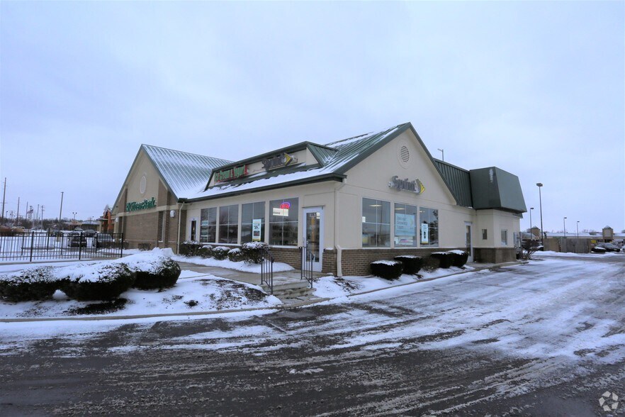 More Photos Of 1029-1209 N Court St, Medina General Retail For Lease