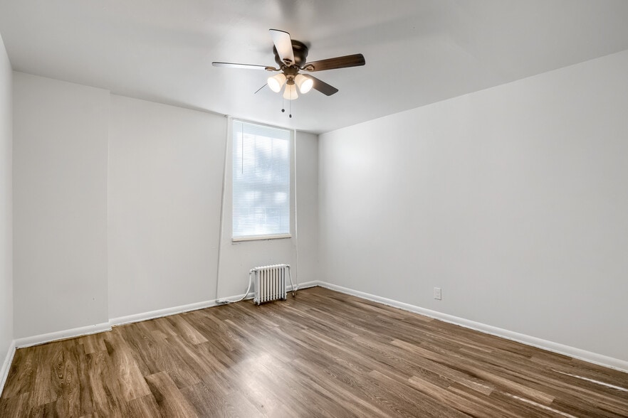 More Photos Of 493-495 Fulton St, Aurora Apartments For Sale