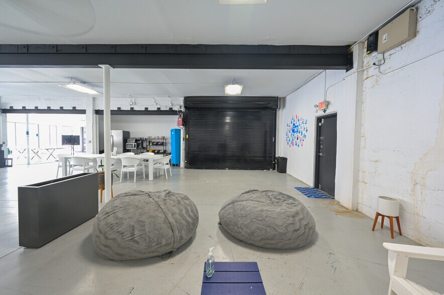 More Photos Of 101-103 NE 79th St, Miami Loft Creative Space For Sale