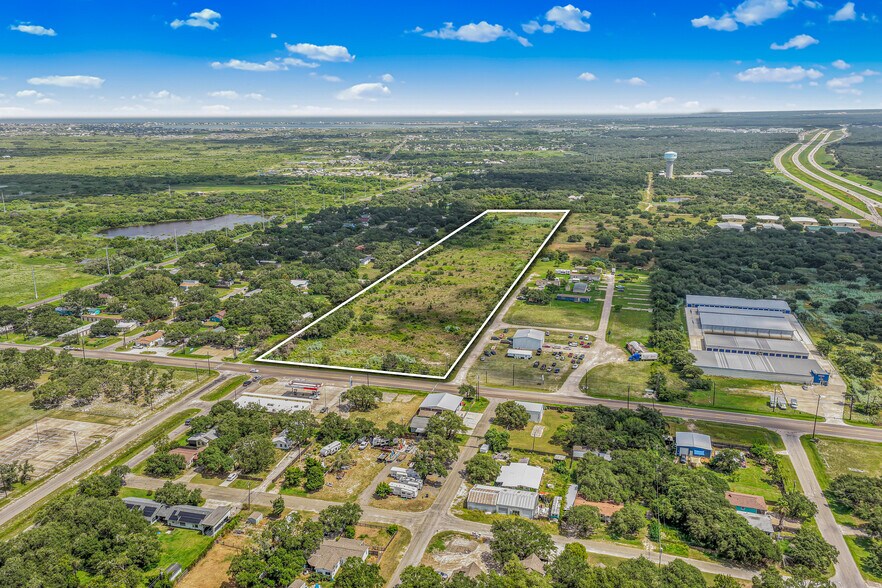 More Photos Of 2020 Market st, Rockport Land For Sale