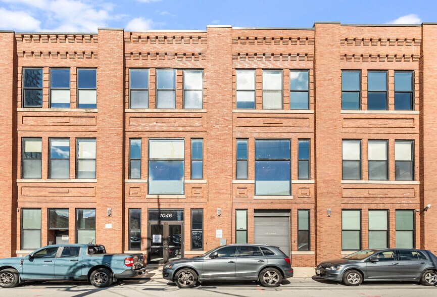 Primary Photo Of 1046 W Kinzie St, Chicago Loft Creative Space For Lease