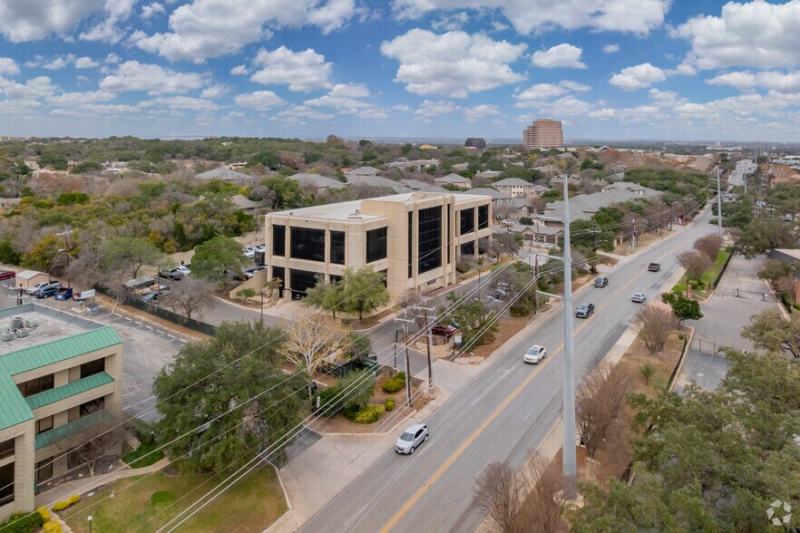 More Photos Of 7551 Callaghan Rd, San Antonio Medical For Lease