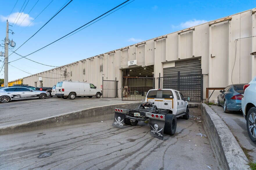 More Photos Of 2275 NW 150th St, Opa Locka Warehouse For Sale