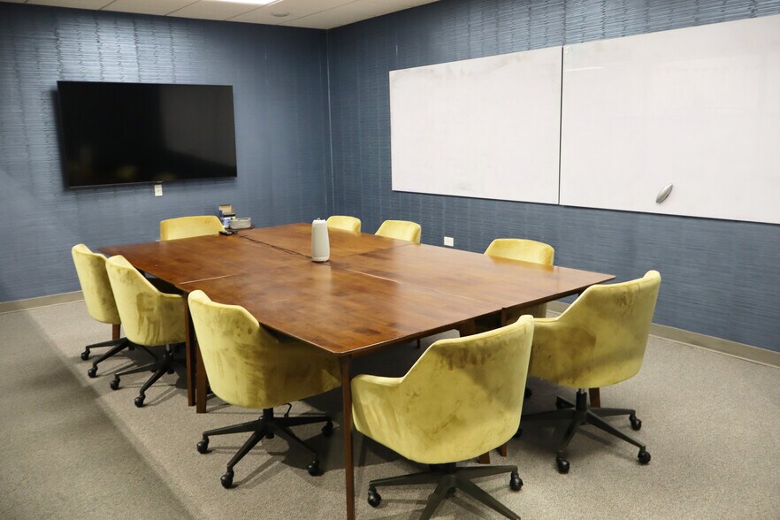 Primary Photo Of 206-210 W 4th St, Winston-Salem Storefront Retail Office For Lease