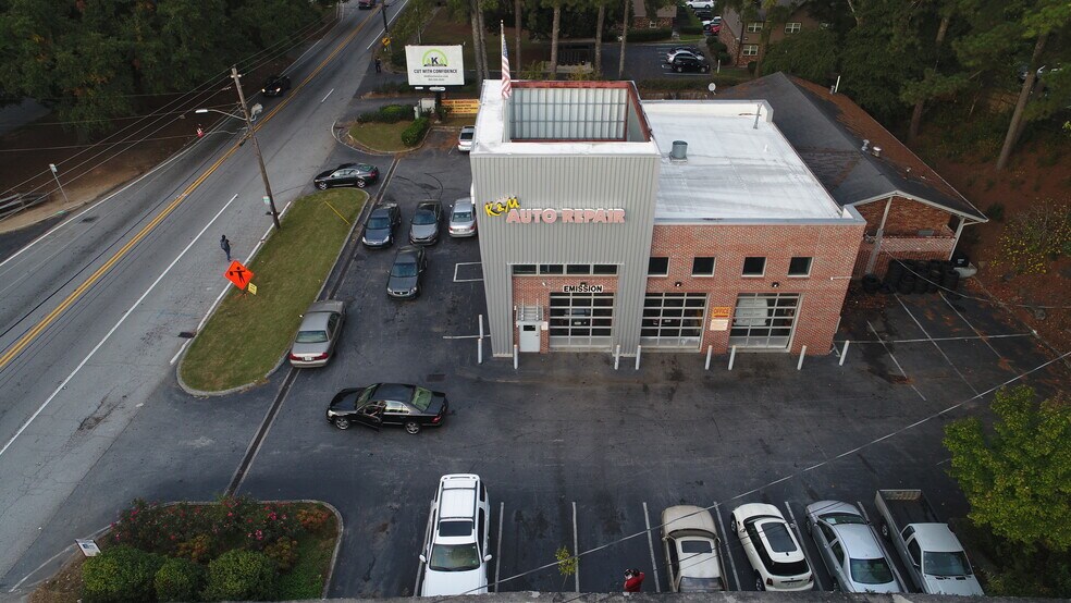 More Photos Of 2195 Briarcliff Rd NE, Atlanta Auto Repair For Sale