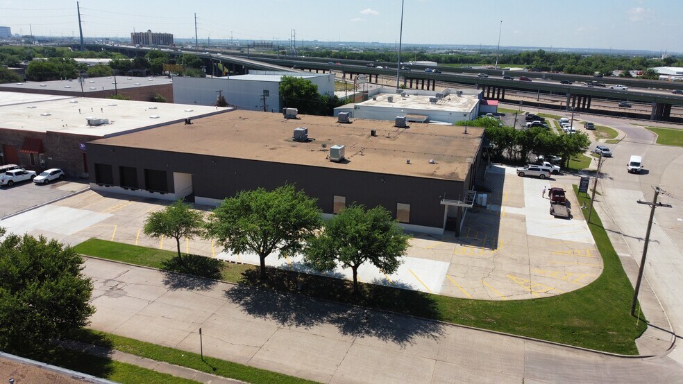 More Photos Of 3400 Royalty Row, Irving Distribution For Sale