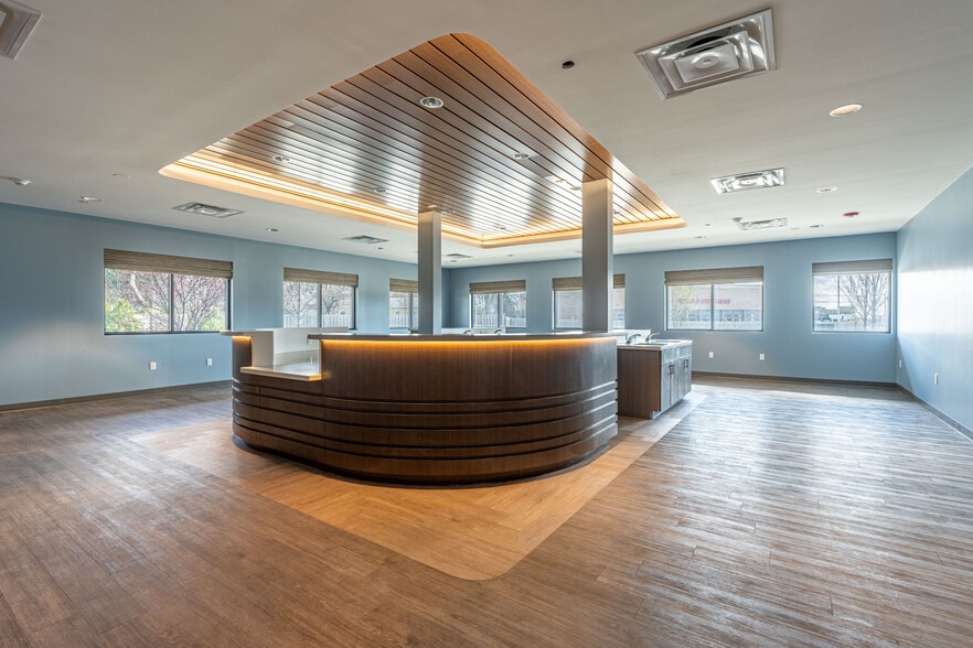 More Photos Of 1150 E Ogden Ave, Naperville Medical For Lease