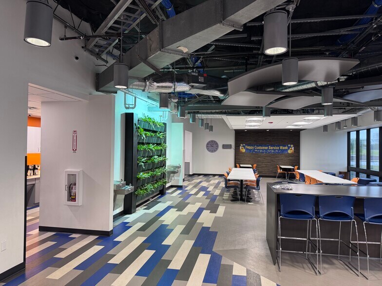 More Photos Of 396 Rinehart Rd, Lake Mary Office For Lease