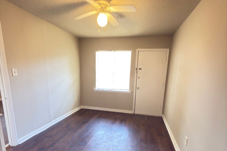 More Photos Of 737 Court Ave, Memphis Apartments For Sale