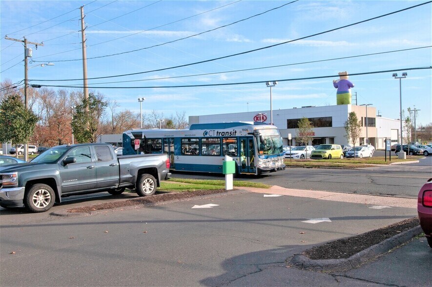 More Photos Of 477 Connecticut Blvd, East Hartford Medical For Lease