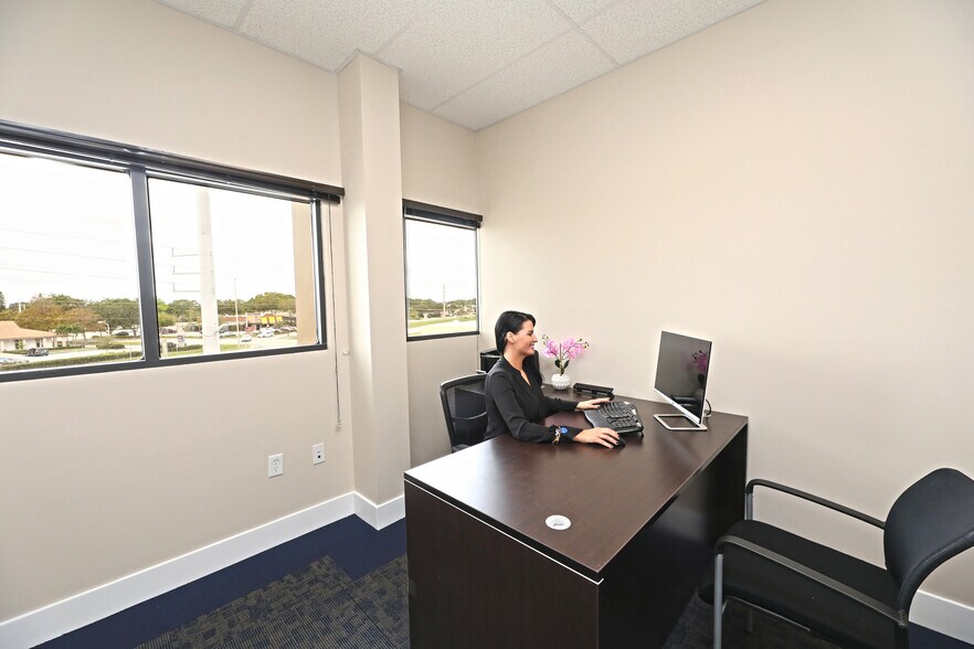 More Photos Of 10570 S US Highway 1, Port Saint Lucie Coworking Space
