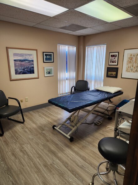 More Photos Of 29 Riverside St, Nashua Medical For Sale