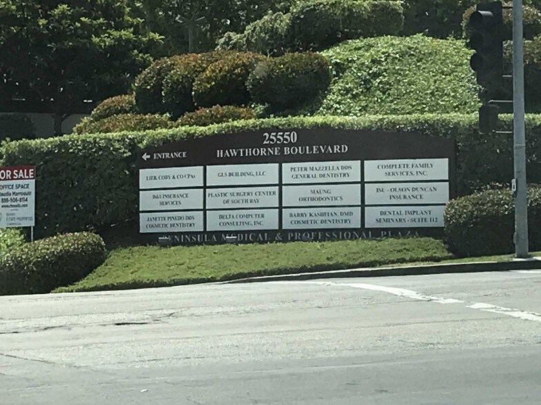 More Photos Of 25550 Hawthorne Blvd, Torrance Medical For Lease