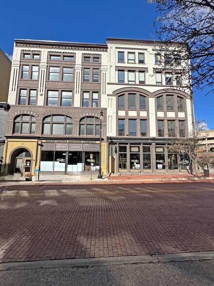 More Photos Of 1 Ionia Ave SW, Grand Rapids Office For Lease