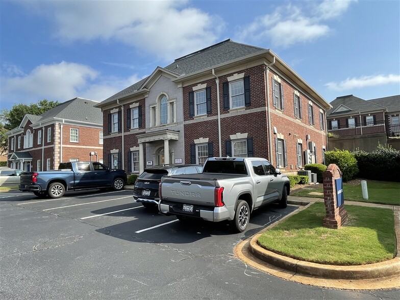 More Photos Of 420 The Parkway, Greer Office Residential For Lease
