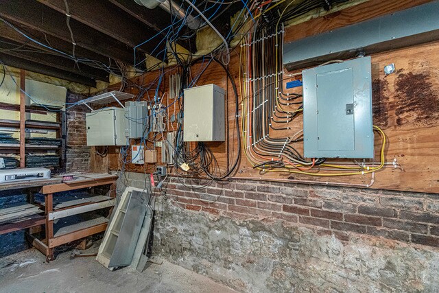 More Photos Of 400 N Main St, Princeton Office For Sale