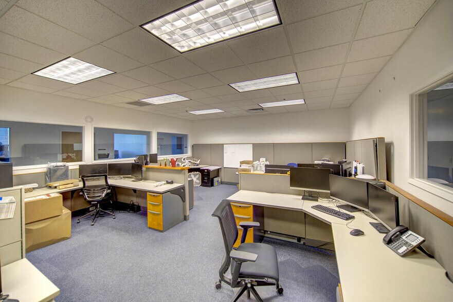 More Photos Of 1065 Marauder St, Chico Manufacturing For Sale