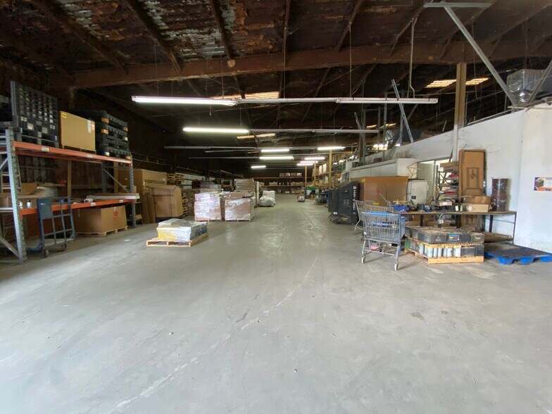 More Photos Of 839 Emerson Ave, Calexico Showroom For Sale