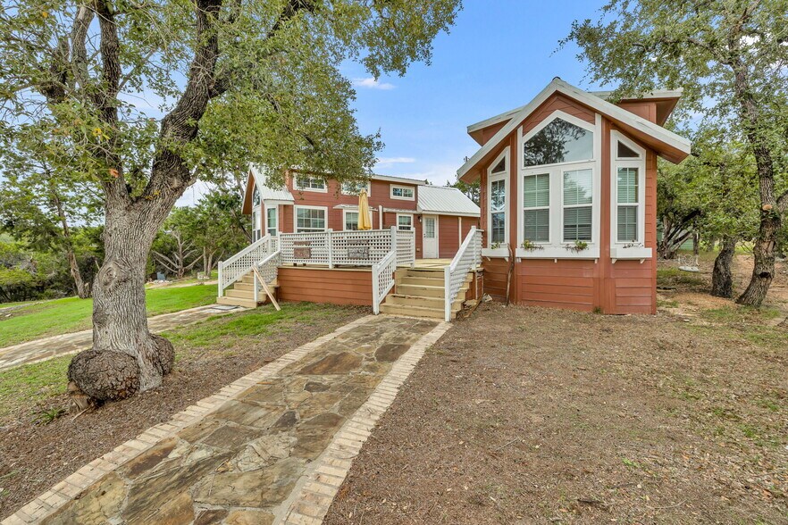 More Photos Of 251 Circle Dr, Wimberley Hospitality For Sale