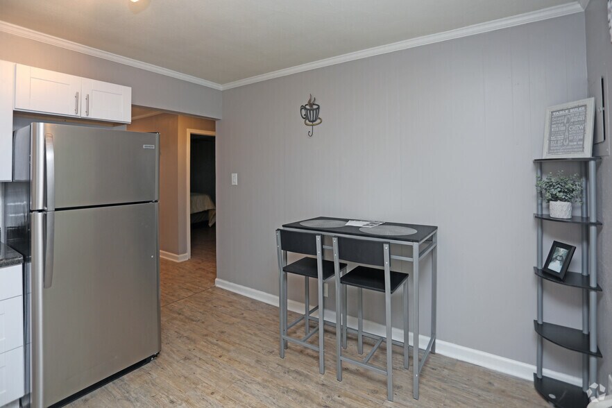 More Photos Of 820 W 7th St, Winston-Salem Apartments For Sale