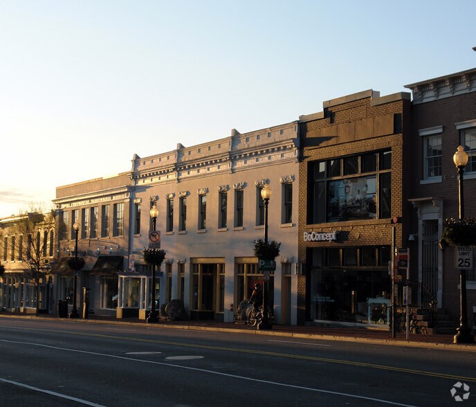 More Photos Of 3342 M St NW, Washington Storefront For Lease