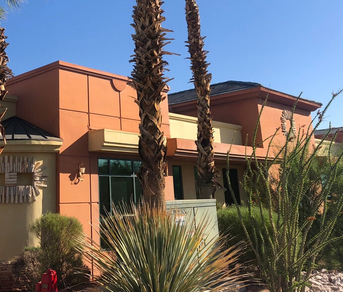 More Photos Of 79200 Corporate Center Dr, La Quinta Office For Lease