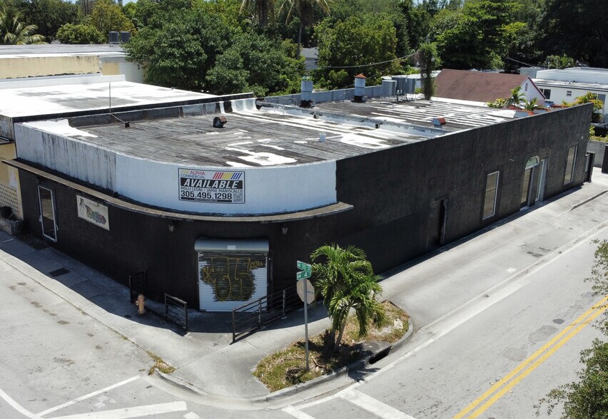 More Photos Of 360 NW 71st St, Miami Flex For Sale
