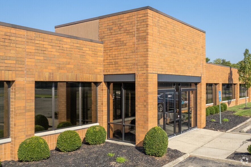 More Photos Of 5300 Dupont Cir, Milford Office For Lease