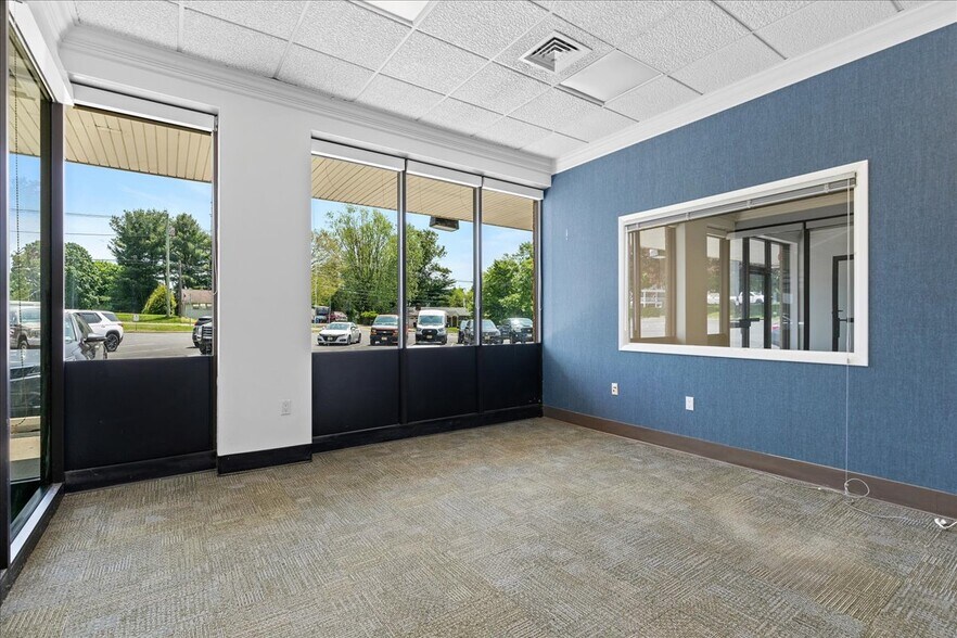 More Photos Of 431 Route 513, Califon Supermarket For Lease