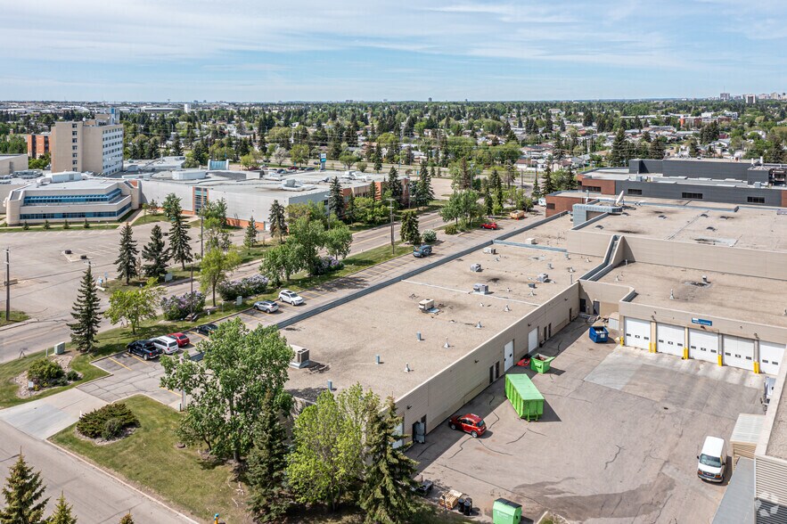 More Photos Of 4960-4990 92 Ave NW, Edmonton Flex For Lease