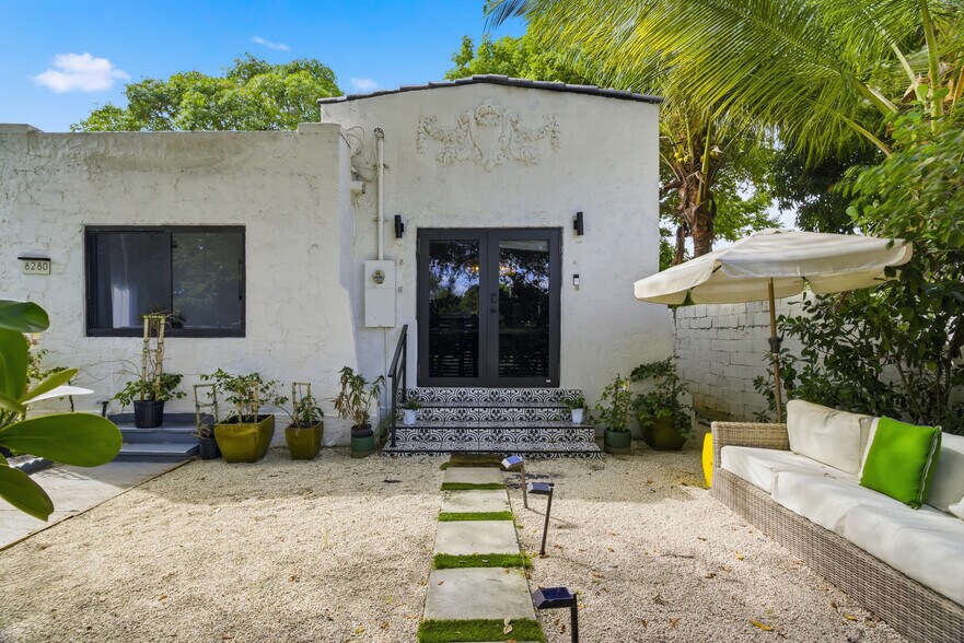 More Photos Of 8270-8280 NE 1st Pl, Miami Apartments For Sale