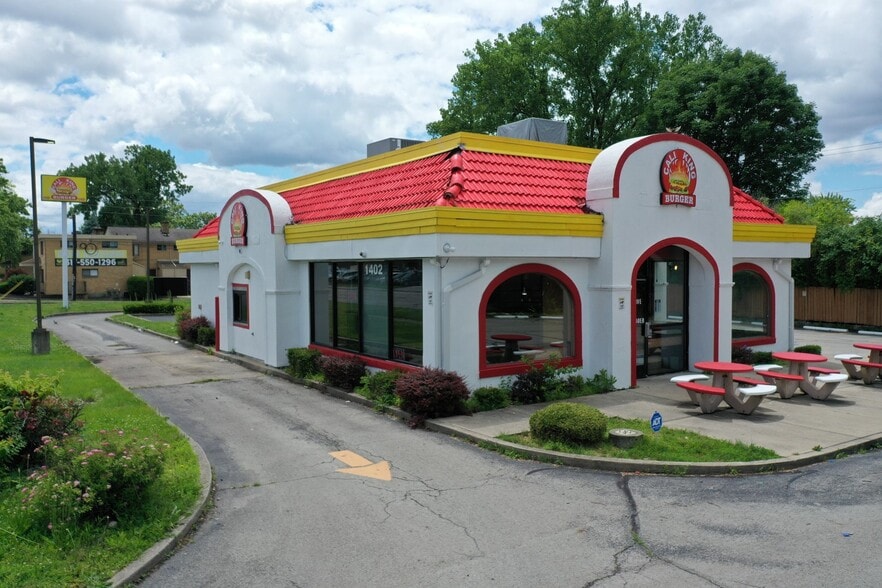 1402 N Arlington Ave  