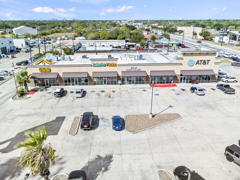 More Photos Of 3138 S Padre Island Dr, Corpus Christi Storefront For Lease