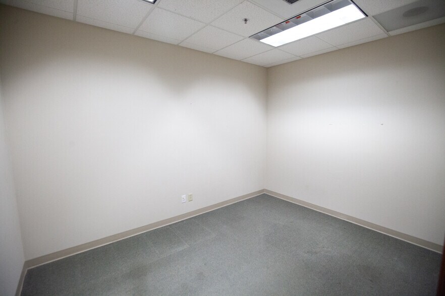 More Photos Of 1001 S 3rd St W, Missoula Manufacturing For Sale