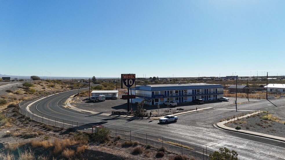 More Photos Of 1202 Pyramid St, Lordsburg Hotel For Sale