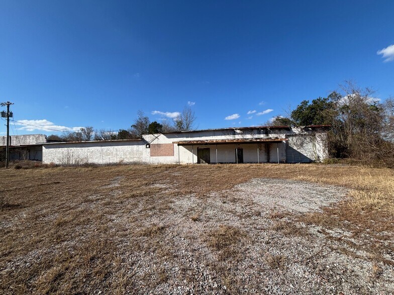 More Photos Of 735 & 755 Sprinkle Ave, Orangeburg General Retail For Sale