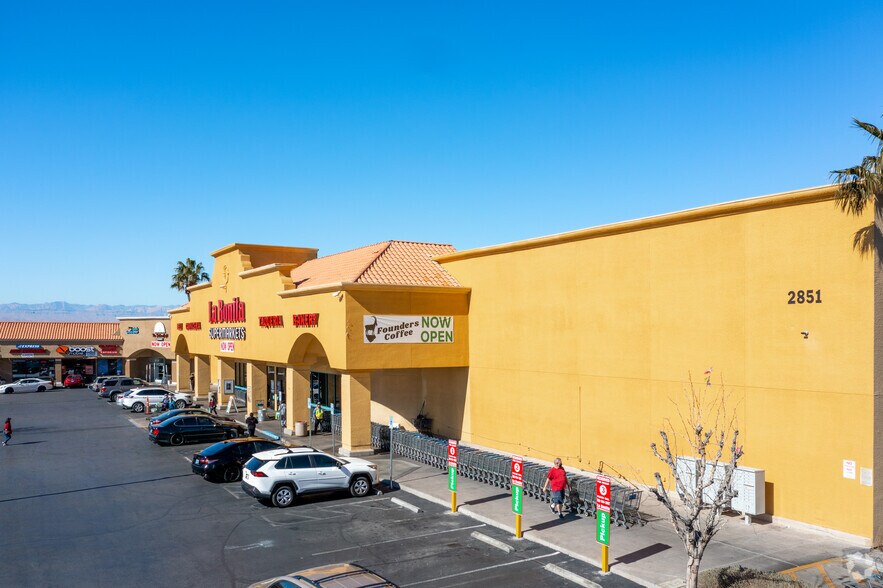 Primary Photo Of 2801-2851 N Green Valley Pky, Henderson Unknown For Lease