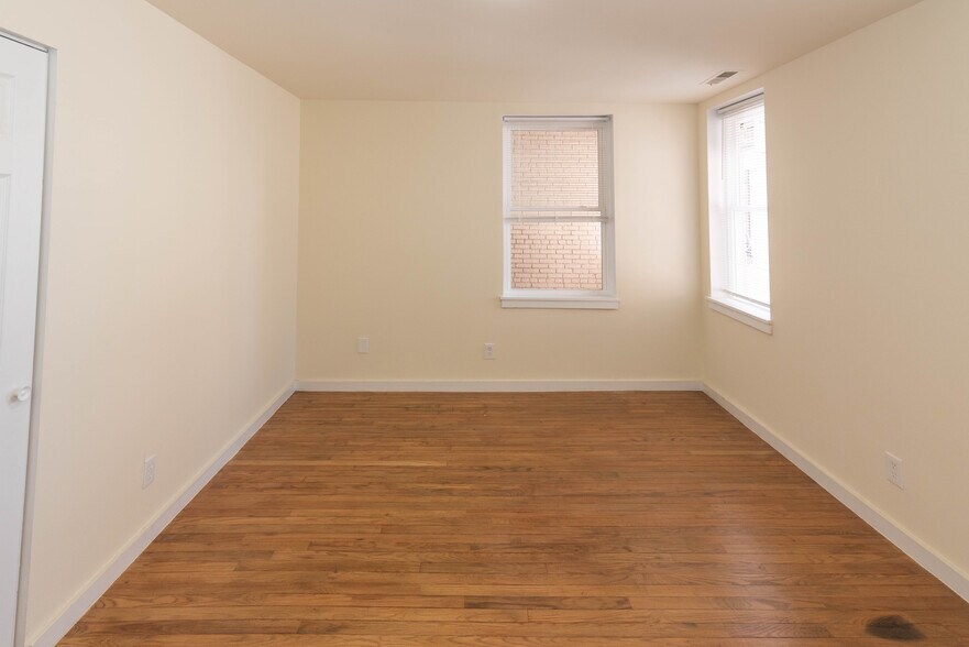 More Photos Of 2100-2102 Maryland Ave, Baltimore Apartments For Sale