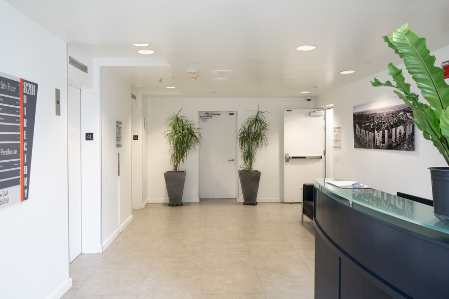 More Photos Of 8201 Beverly Blvd, Los Angeles Medical For Lease