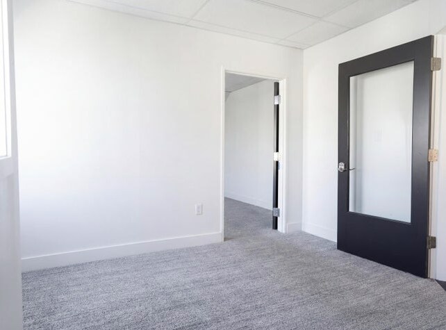 More Photos Of 2 W Saint George Blvd, St George Storefront Retail Office For Lease